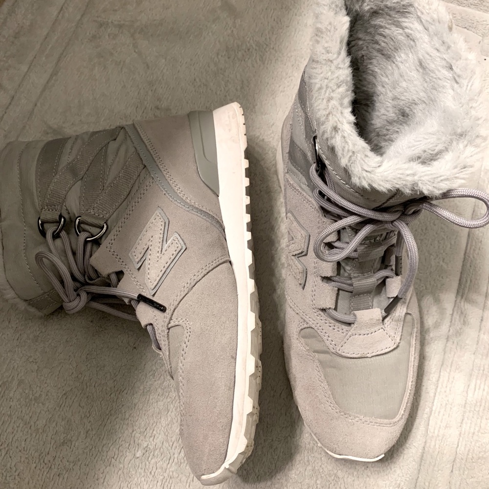 New Balance high top sneakers